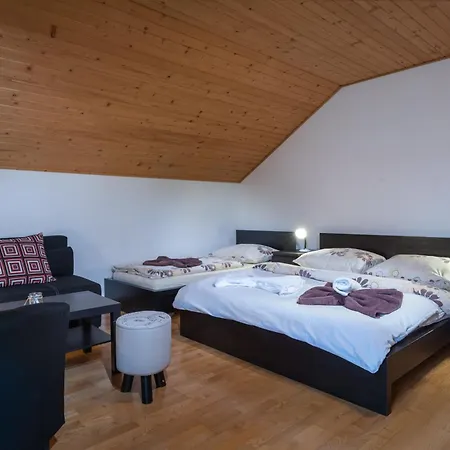 Gæstehus 27 Bešeňová